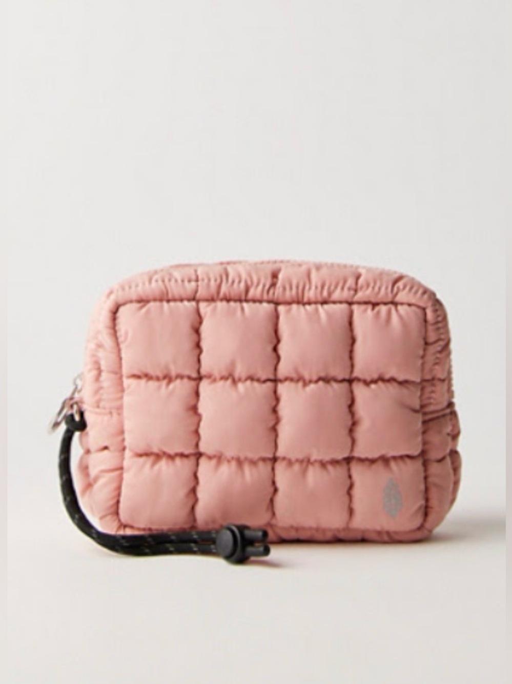 FP Movement Quilted Mini Case • Petal pink • New with tags🔥